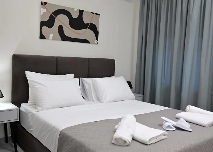 Silver Luxury Chania Center 펜션 하니아