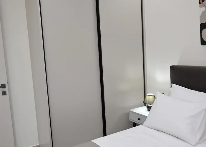 Silver Luxury Chania Center 하니아